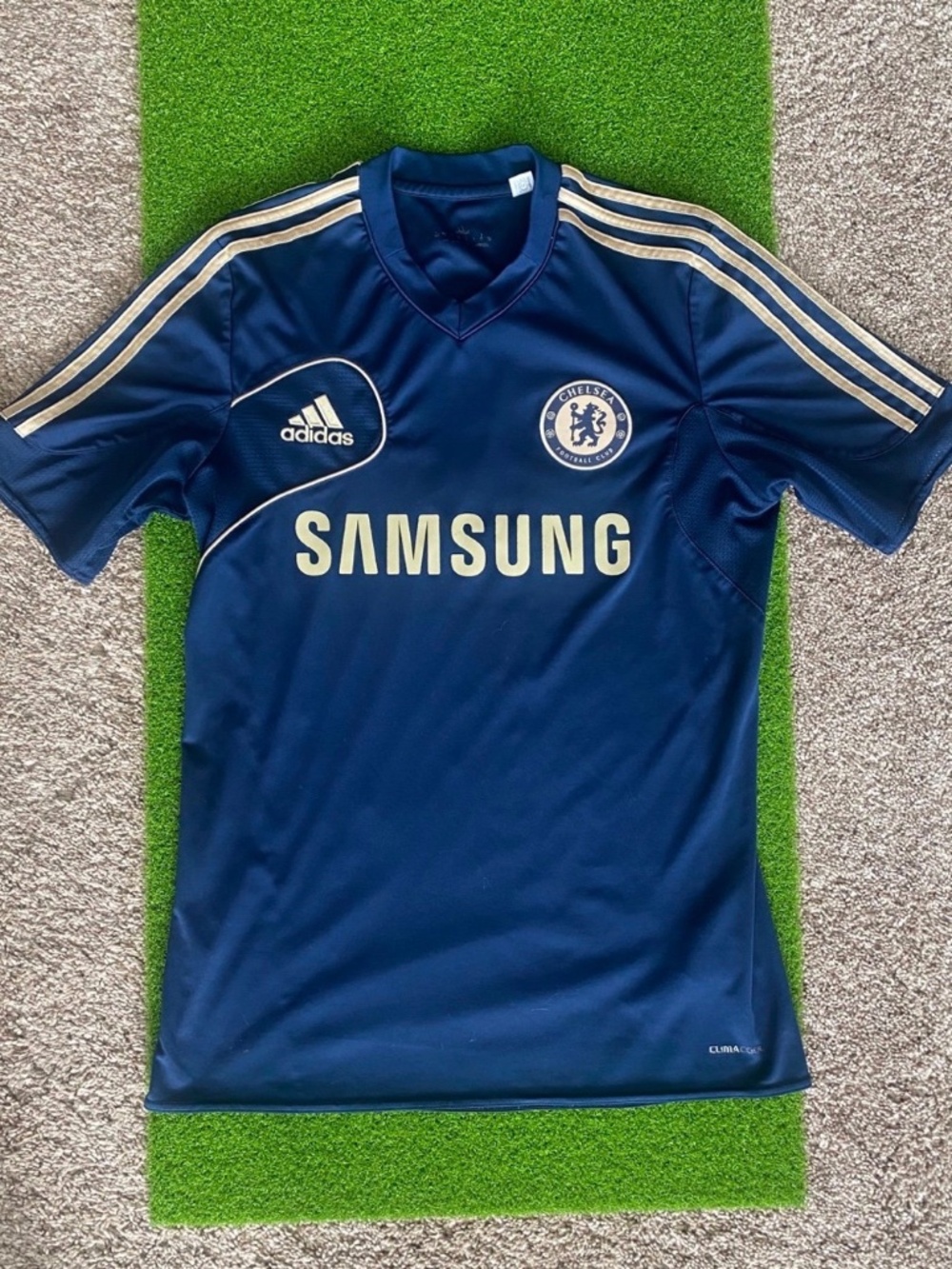 Vintage Adidas Chelsea t-shirt (Blokecore & Sporty chic Style)